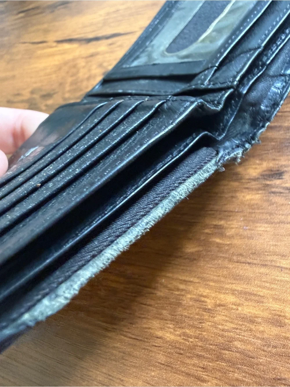 Black Leather Bi-Fold Wallet with ID Window Perry Ellis Portfolio